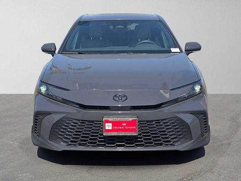Certified 2025 Toyota Camry SE FWD image 8