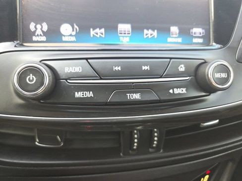 Used 2020 Buick Envision Essence FWD image 42