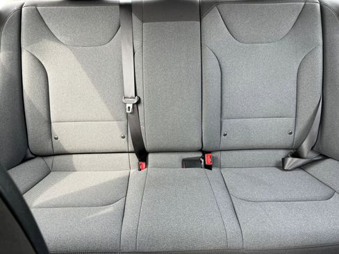 Used 2025 Kia K4 LXS image 35