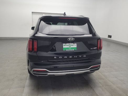 Used 2021 Kia Sorento EX w/ Panoramic Sunroof Package FWD image 6