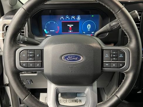 Used 2025 Ford F350 Lariat w/ Black Appearance Package AWD/4WD image 23