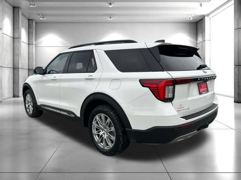 Used 2025 Ford Explorer Active w/ Active Comfort Package AWD/4WD image 6