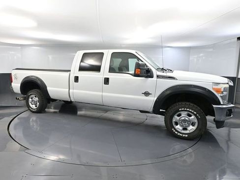 Used 2011 Ford F350 XLT image 3