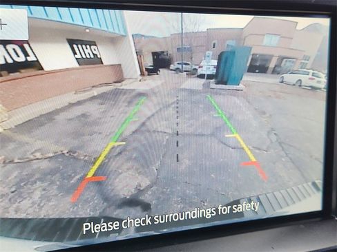 Used 2020 Ford F150 XLT image 19