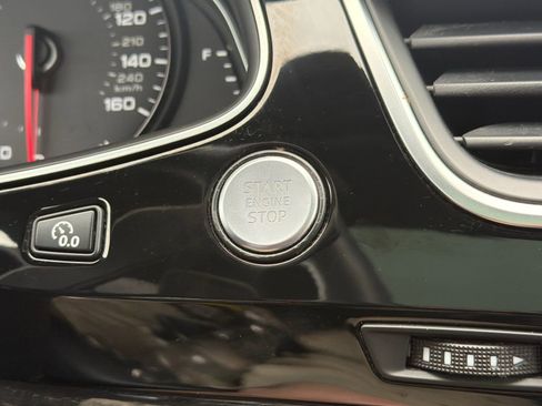 Used 2019 Audi Q7 3.0T Premium AWD/4WD image 25