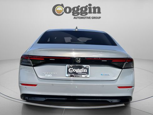 Used 2023 Honda Accord EX-L image 5