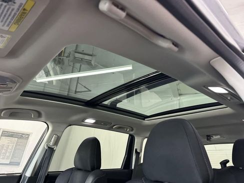 Used 2019 Subaru Ascent Premium w/ Popular Package #2A image 14