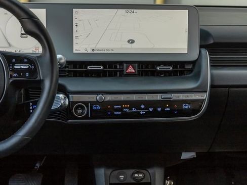 Used 2024 Hyundai Ioniq 5 SEL image 7