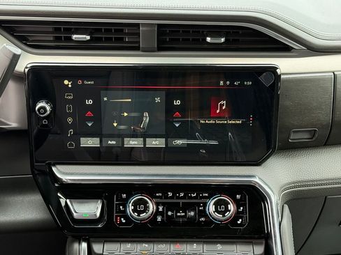 New 2026 GMC Sierra 2500 Denali w/ Denali Reserve Package image 30