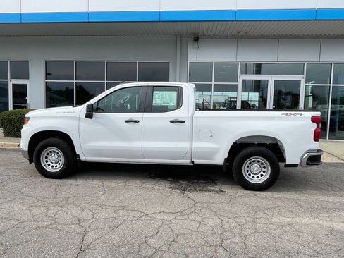 Used 2024 Chevrolet Silverado 1500 W/T w/ WT Safety Package AWD/4WD image 2