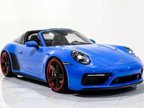 Used 2022 Porsche 911 Targa 4 GTS image 7