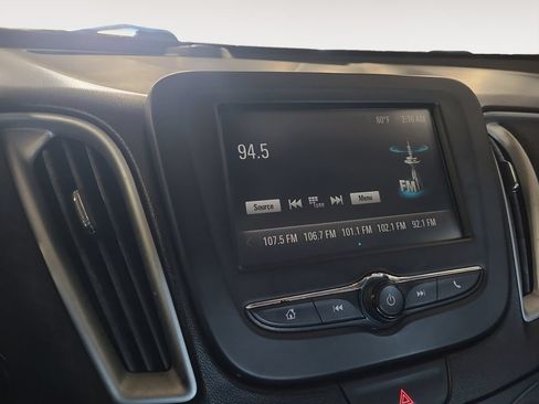 Used 2018 Chevrolet Malibu LS FWD image 19