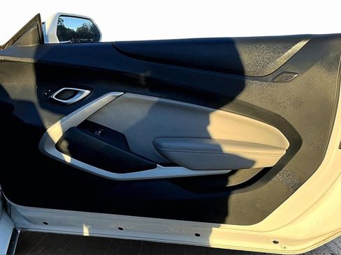 Used 2023 Chevrolet Camaro LT image 19