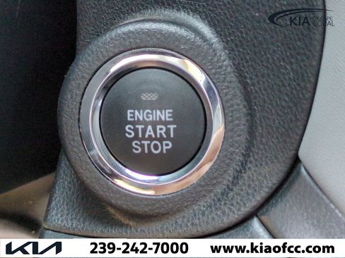 Used 2023 Subaru Outback Premium image 30