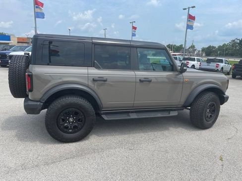 Used 2025 Ford Bronco Badlands AWD/4WD image 14