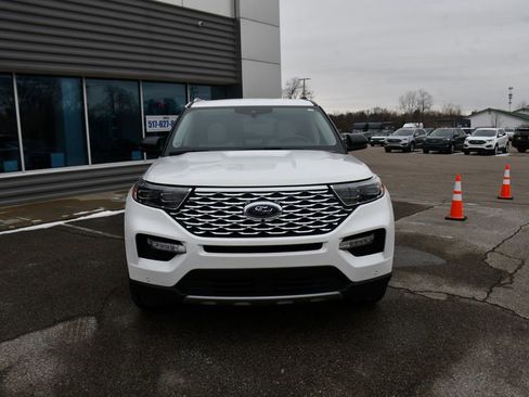 Used 2023 Ford Explorer Platinum w/ Technology Package image 10