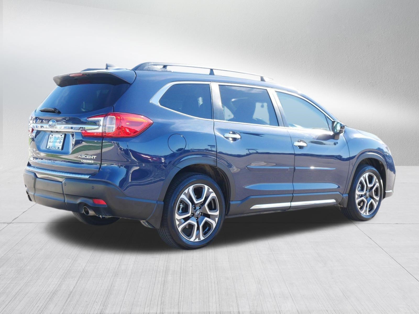Used 2024 Subaru Ascent Touring AWD/4WD image 7
