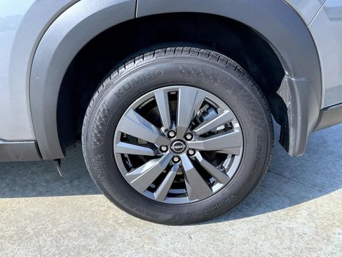 Certified 2024 Nissan Pathfinder S AWD/4WD image 18