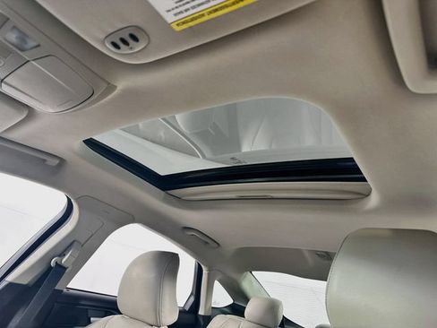 Used 2017 Ford Fusion Titanium AWD/4WD image 5