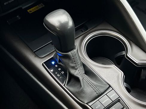 Used 2024 Toyota Camry XSE image 17