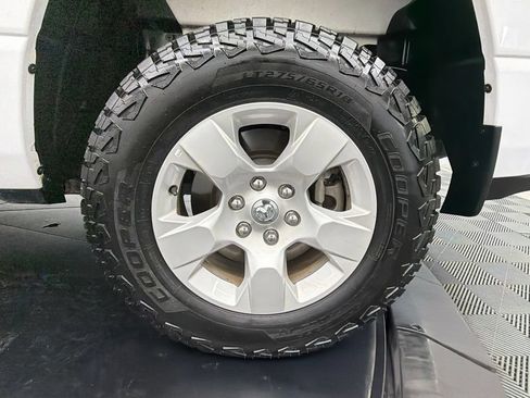 Used 2023 RAM 1500 Big Horn AWD/4WD image 16
