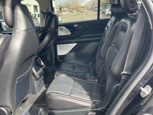 Used 2020 Lincoln Aviator Reserve w/ Equipment Group 201A image 14