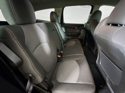 Used 2015 Chevrolet Traverse LT w/ Style and Technology Package FWD image 27