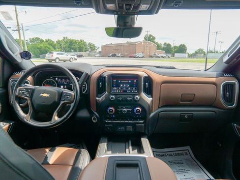 Used 2022 Chevrolet Silverado 3500 High Country w/ Z71 Off-Road Package AWD/4WD image 15