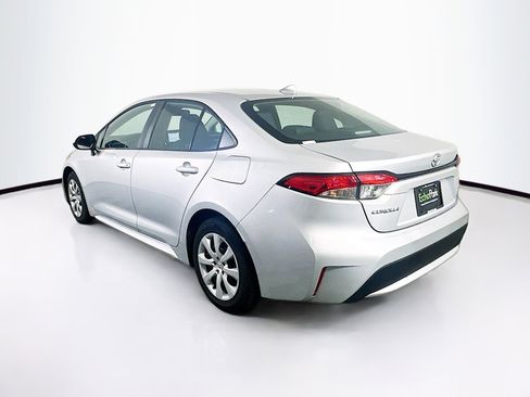 Used 2022 Toyota Corolla LE FWD image 5