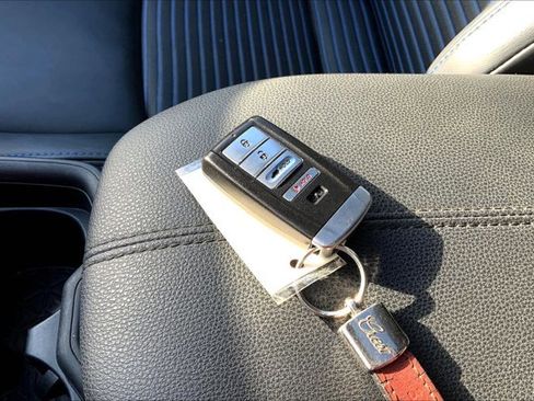 Used 2020 Acura MDX SH-AWD image 10