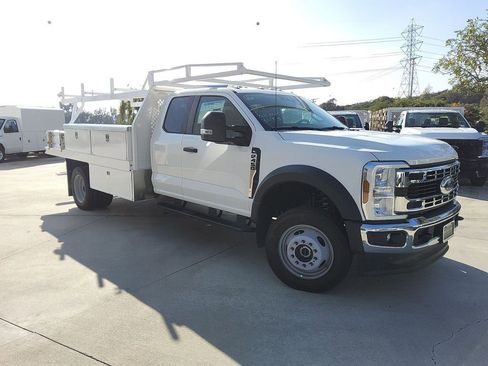 New 2025 Ford F450 XL w/ XL Chrome Package image 25