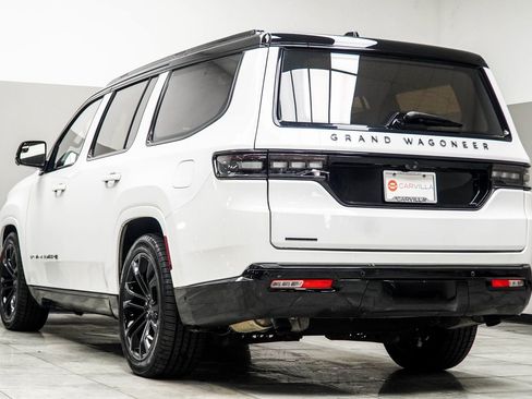 Used 2023 Jeep Grand Wagoneer Series III w/ Quick Order Packagew 28T AWD/4WD image 10