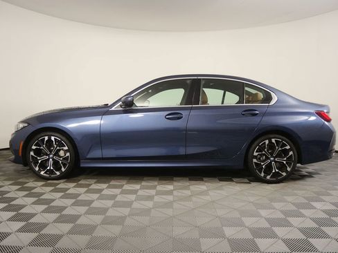 Certified 2025 BMW 330i Sedan image 6