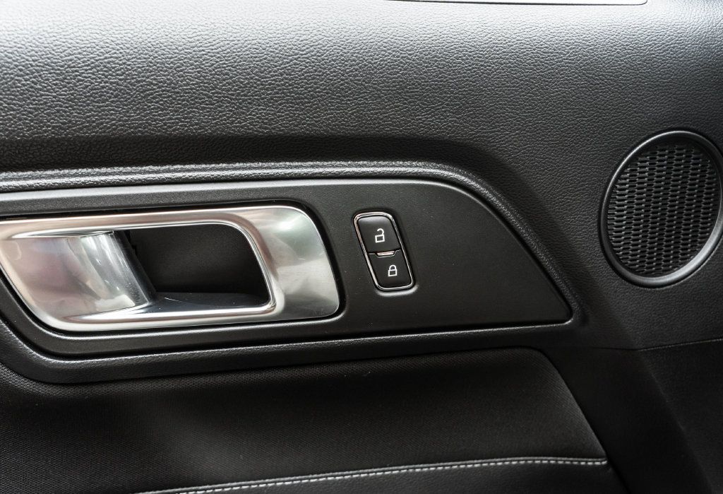 Used 2021 Ford Mustang Mach 1 RWD image 15