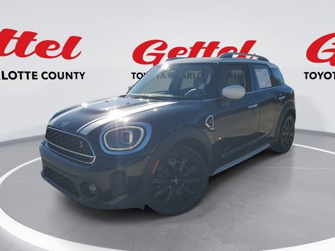 Used 2023 MINI Cooper Countryman S w/ Signature Upholstery Package image 1