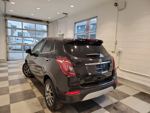 Used 2019 Buick Encore Sport Touring image 3