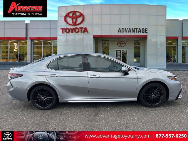Used 2024 Toyota Camry XSE FWD image 5