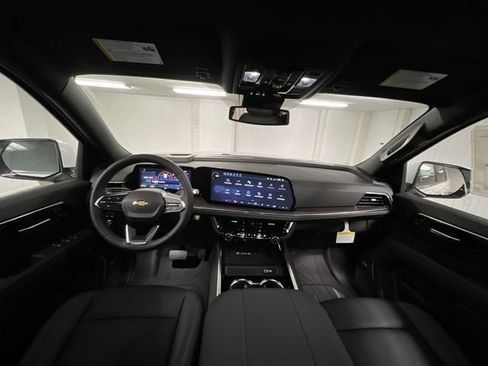 New 2026 Chevrolet Suburban LT w/ Comfort Package image 20