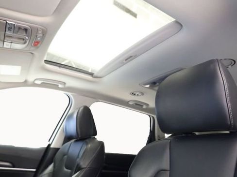 Used 2025 Kia Telluride S AWD/4WD image 27