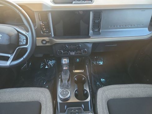 Used 2025 Ford Bronco Big Bend image 13