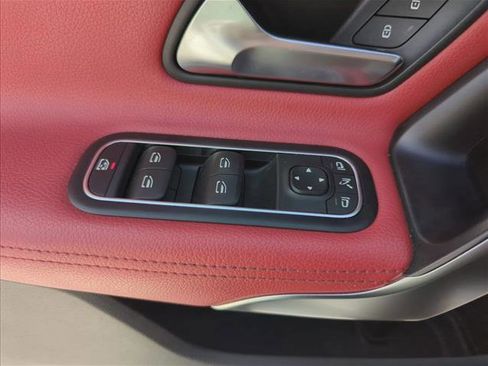 Used 2020 Mercedes-Benz CLA 35 AMG 4MATIC image 29