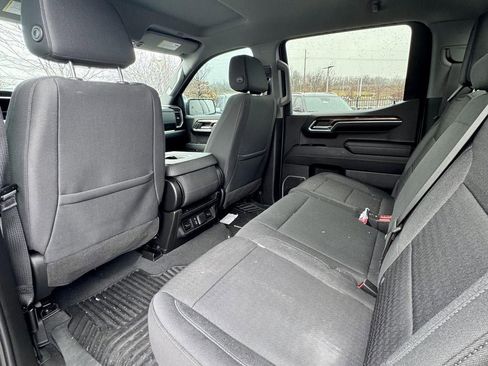 Used 2023 Chevrolet Silverado 1500 LT w/ Convenience Package II image 10