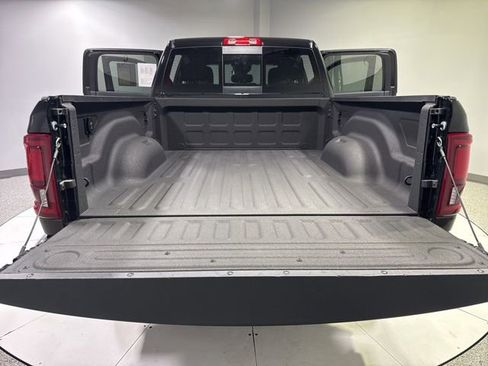 Used 2025 RAM 2500 Big Horn image 28