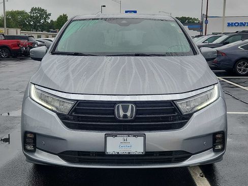 Used 2024 Honda Odyssey Touring image 2