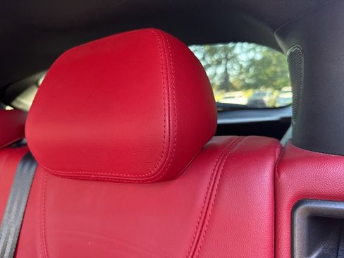 Used 2022 Alfa Romeo Stelvio Veloce image 47