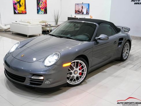 Used 2010 Porsche 911 Turbo image 37