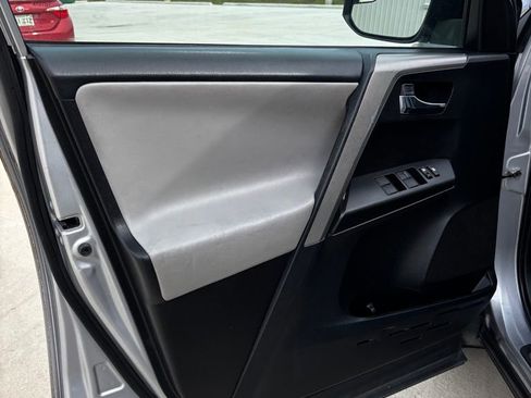Used 2017 Toyota RAV4 XLE image 10