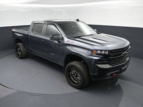 Used 2021 Chevrolet Silverado 1500 LT Trail Boss w/ Convenience Package II AWD/4WD image 1