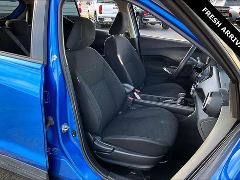 Used 2023 Nissan Kicks SV image 27