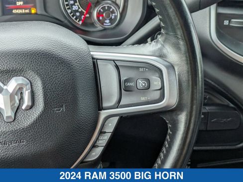 Used 2024 RAM 3500 Big Horn AWD/4WD image 18